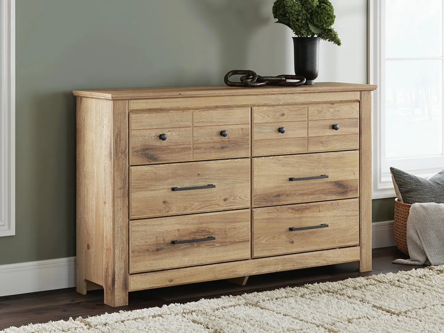 Makidern - Tan - Six Drawer Dresser