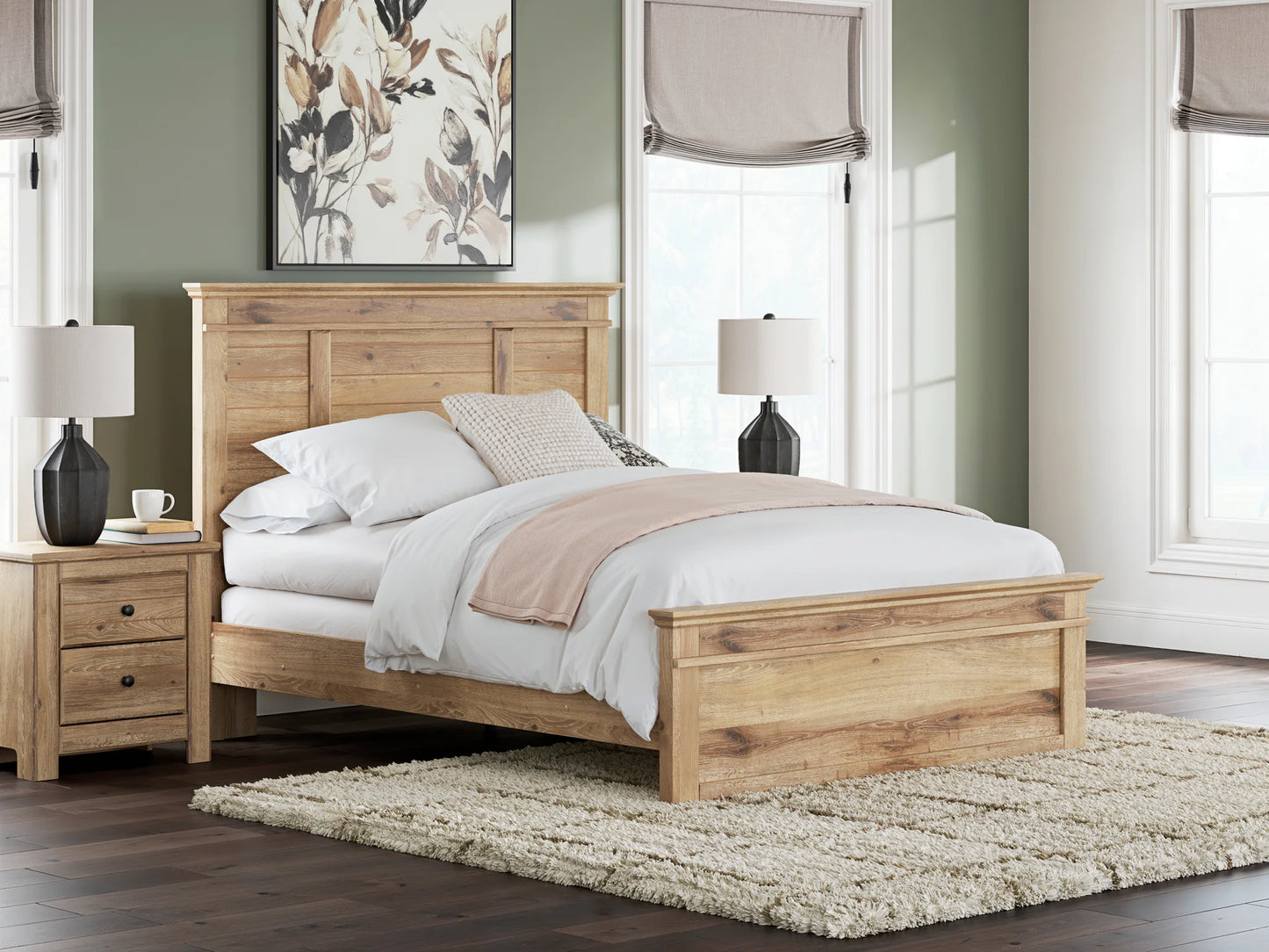 Makidern - Queen Panel Bed - Tan