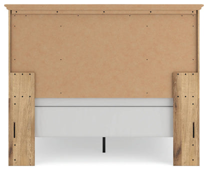 Makidern - Queen Panel Bed - Tan