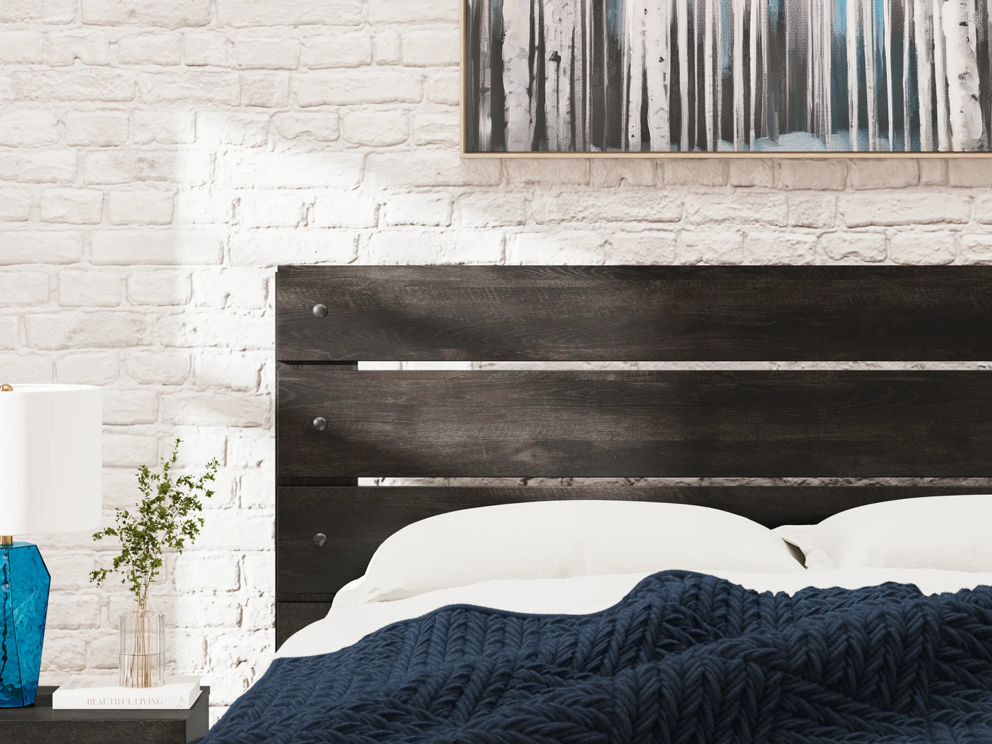 Hollivern - Dark Gray - Queen Panel Bed