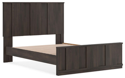 Shaehartin - Queen Panel Platform Bed - Dark Brown