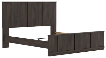 Shaehartin - King Panel Bed - Dark Brown