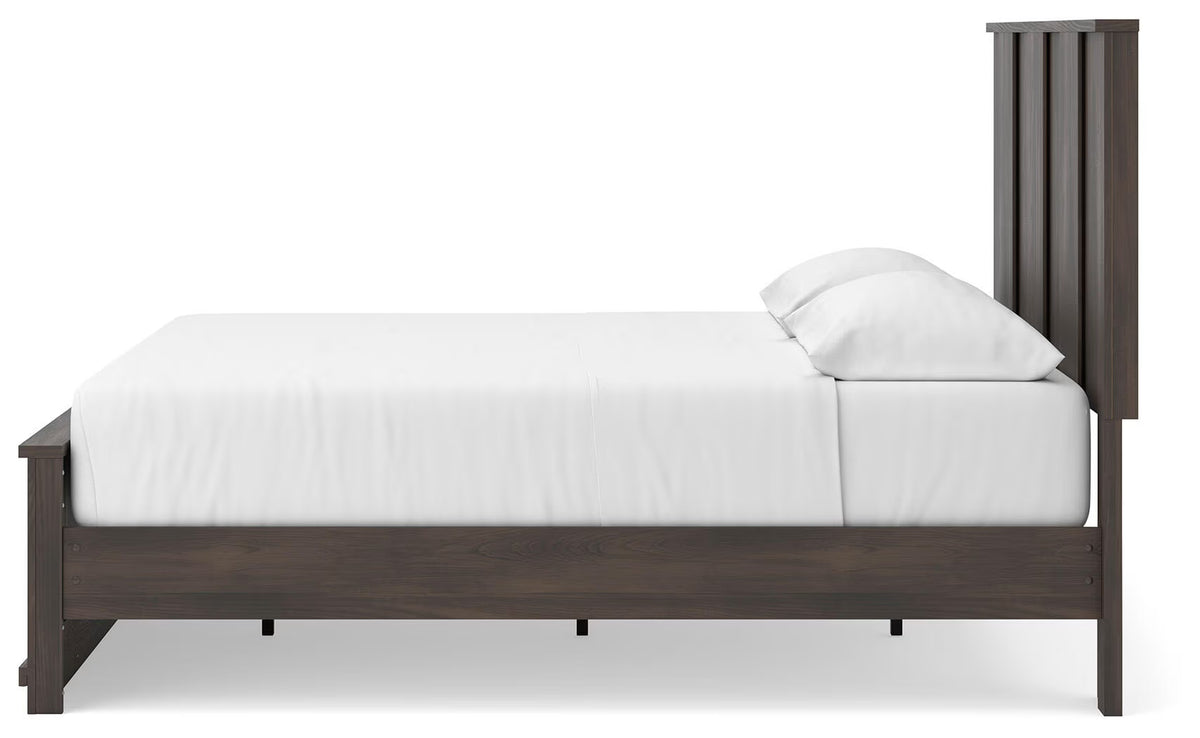 Shaehartin - King Panel Platform Bed - Dark Brown