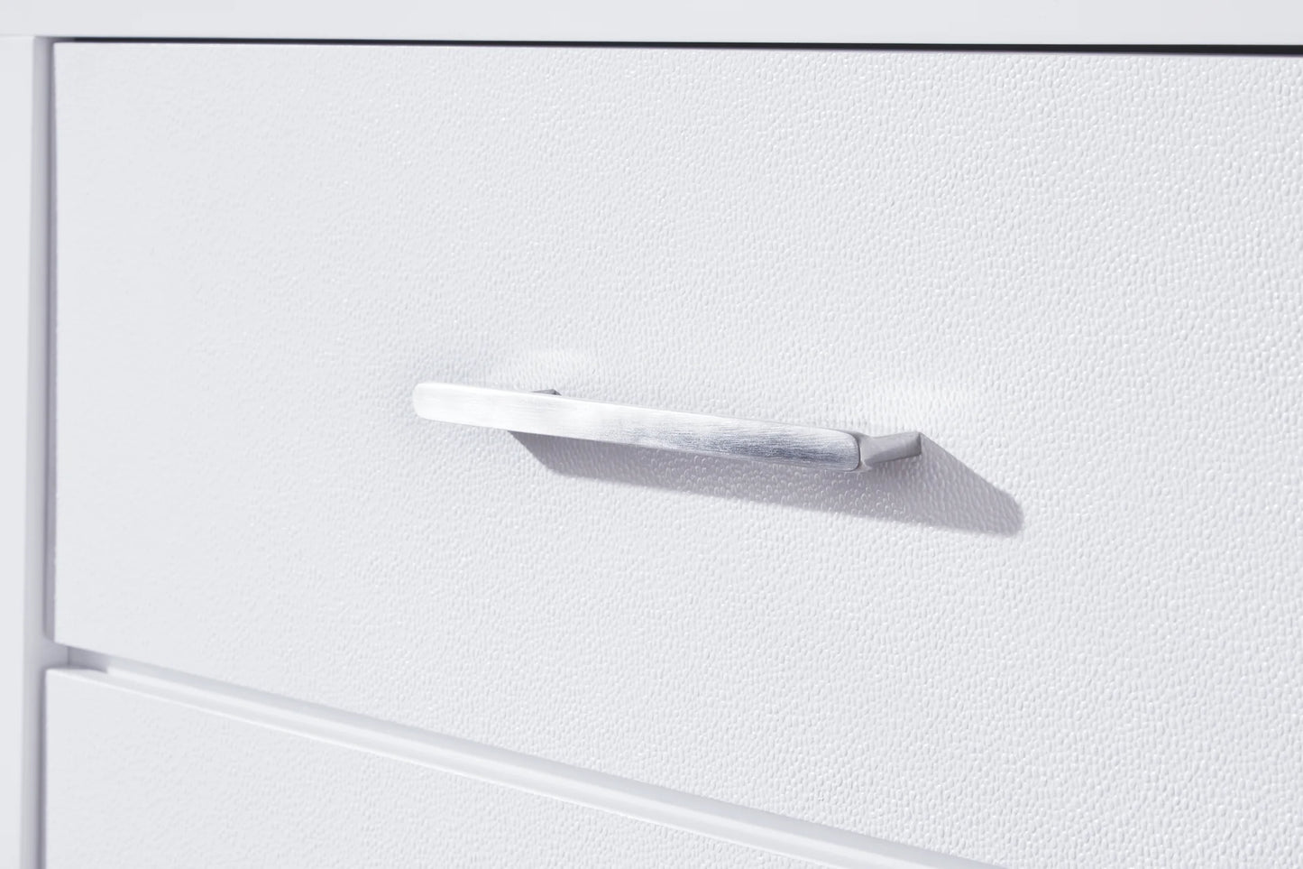 Jarlee - White - Four Drawer Chest