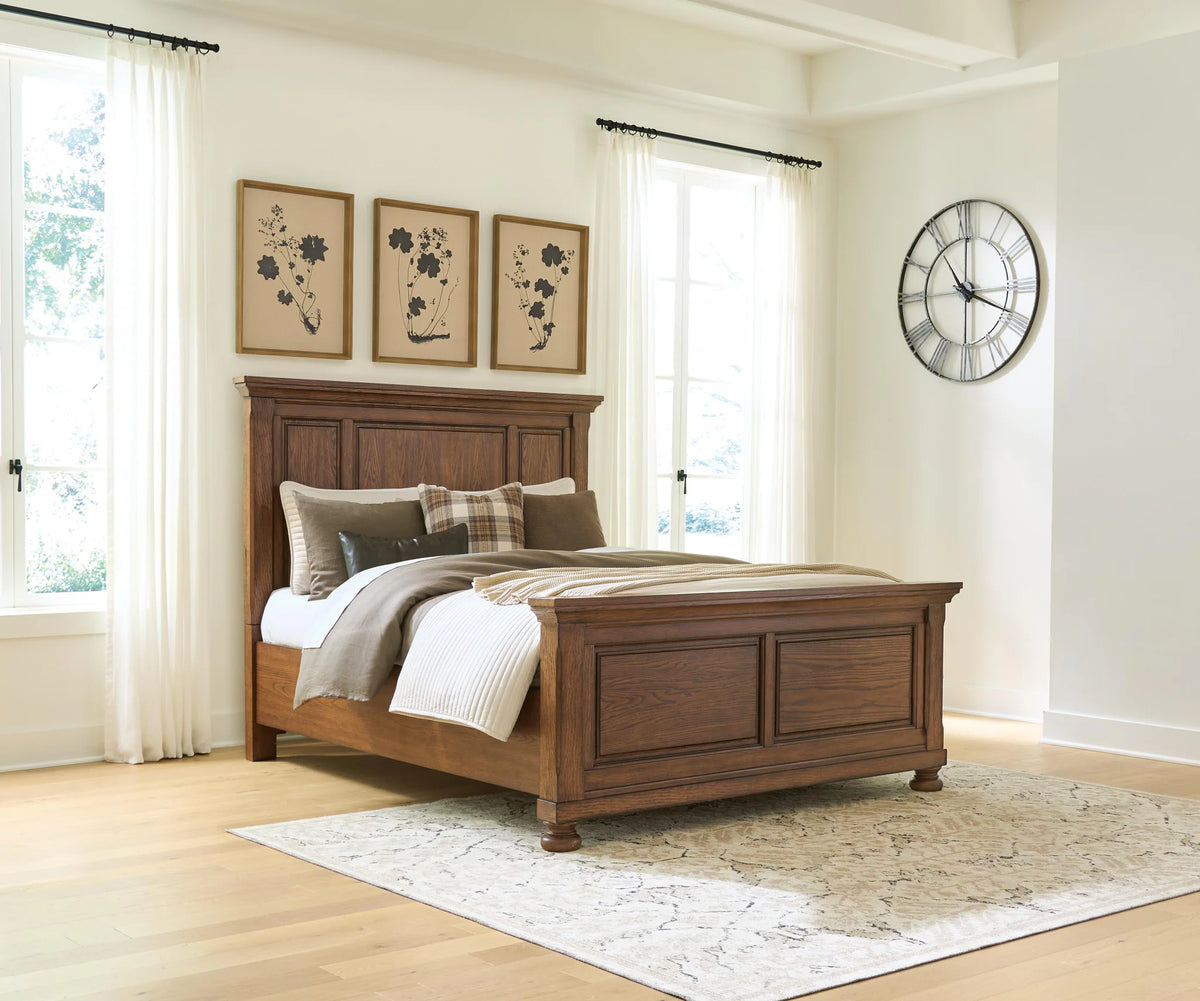 Zackaryn - Queen Panel Bed - Warm Brown