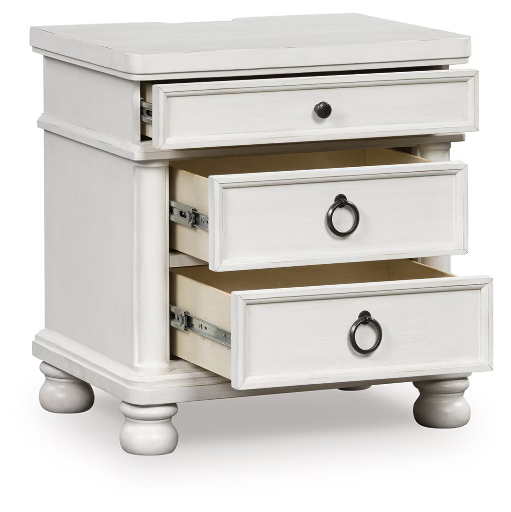 Rowlenstown - Antique White - Three Drawer Night Stand