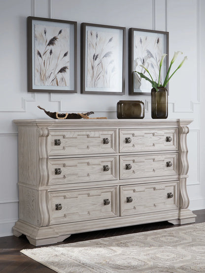 Bruchandi - Antique White - Dresser