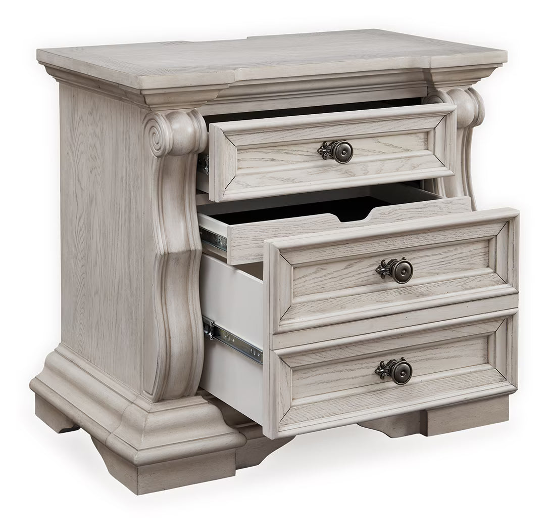 Bruchandi - Antique White - Three Drawer Night Stand