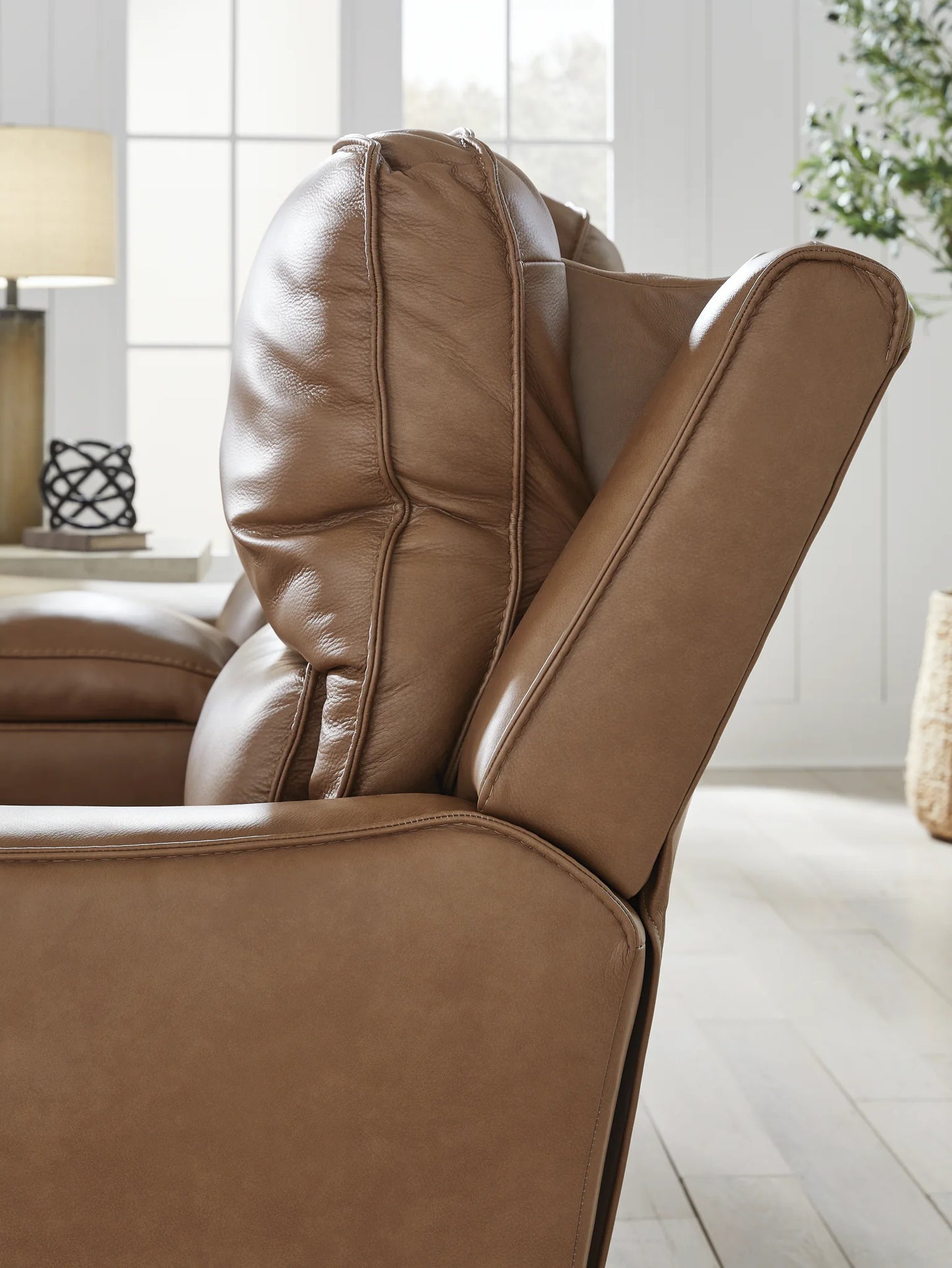 DeepWakes - Caramel - Power Recliner / Adjustable Headrest