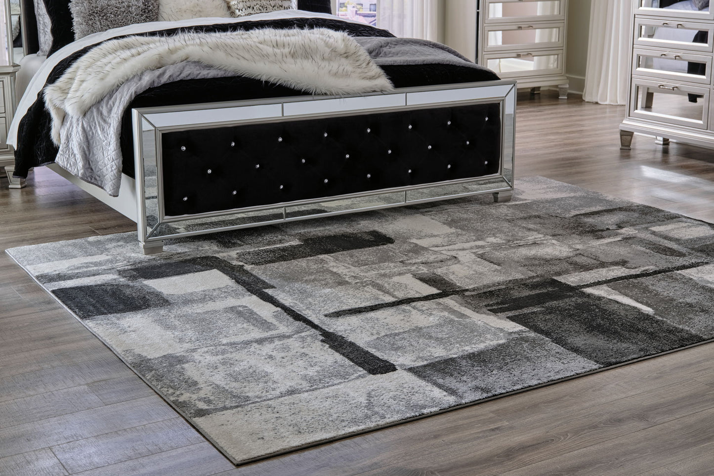 Brycebourne - Black / Cream / Gray - Medium Rug - 5' x 8'