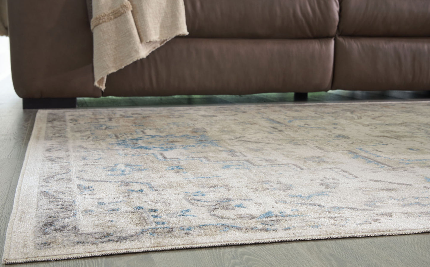 Barkham - Beige - Washable Medium Rug - 5' x 7'