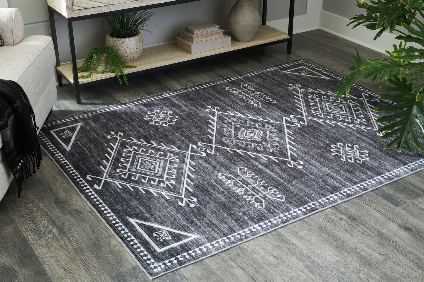 Arloman - Black / Cream / Gray - Medium Rug - 5' x 7'