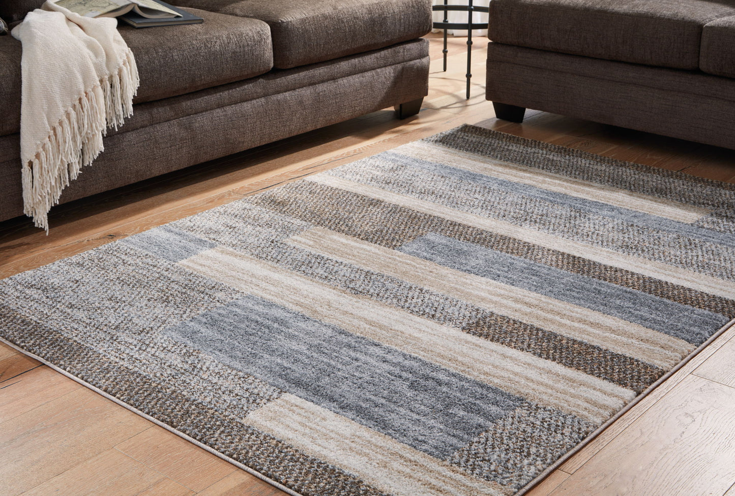 Sethburn - Cream / Brown / Gray - Large Rug - 8' x 10'