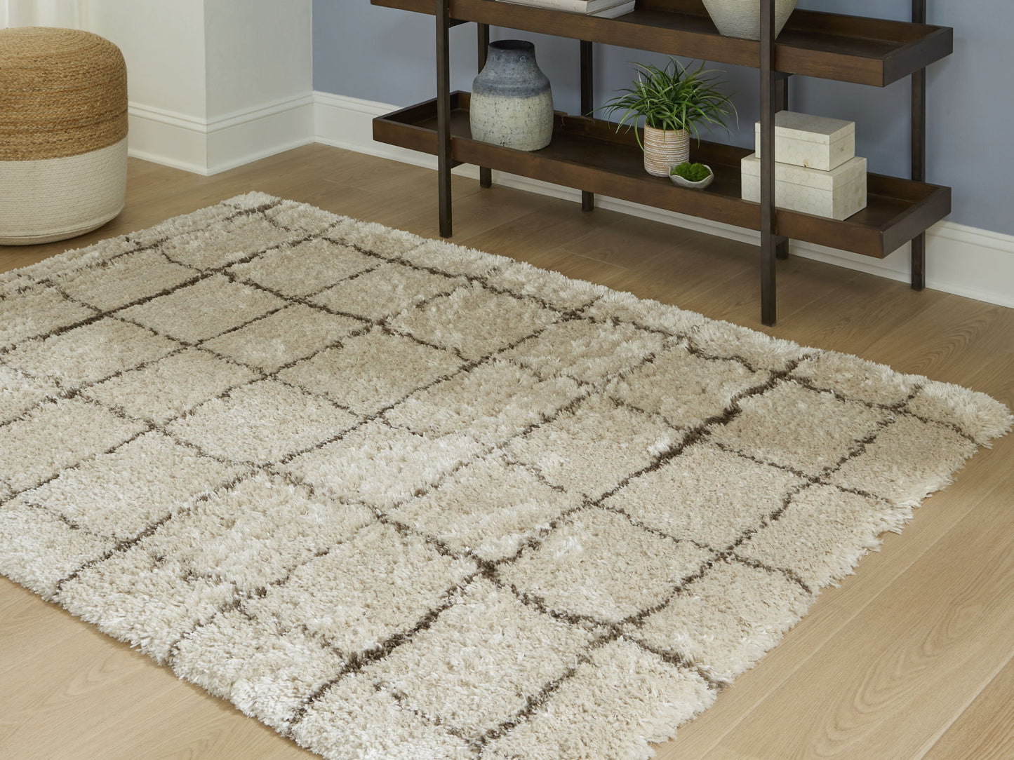 Wrenlow - Cream / Brown - Large Rug - 8' x 10'