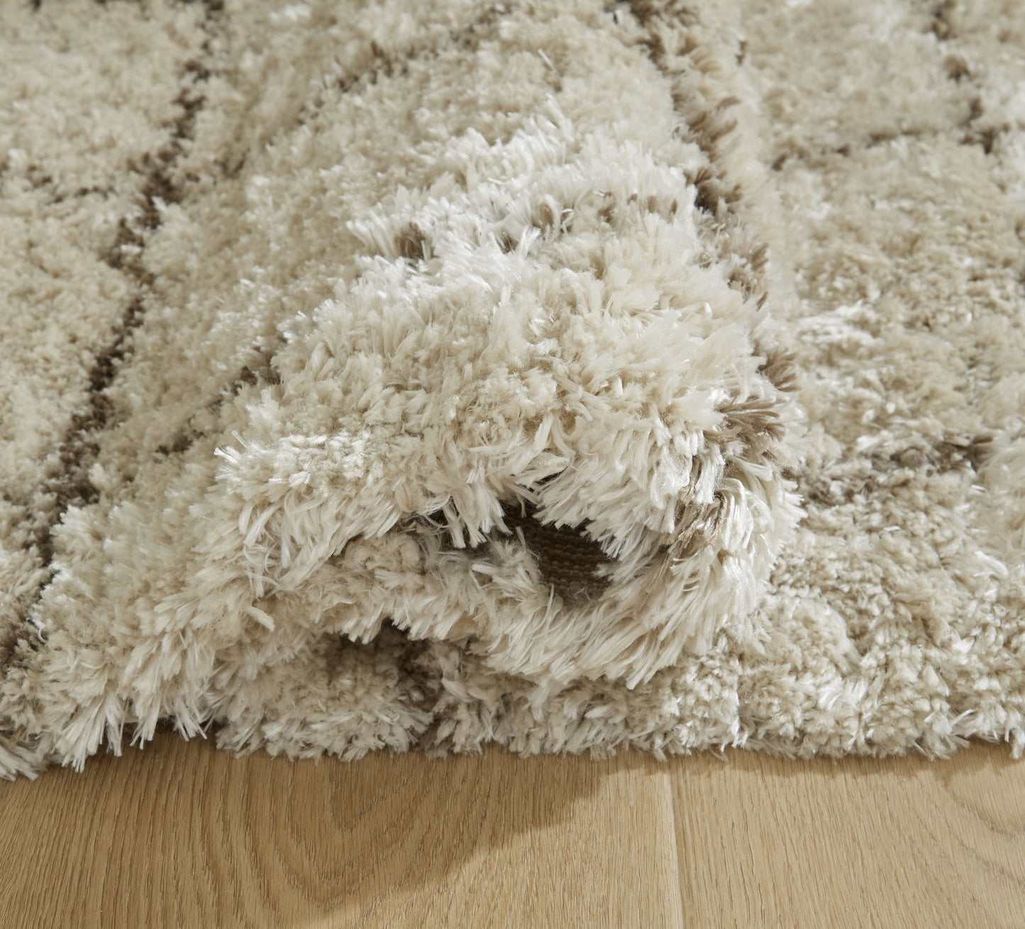 Wrenlow - Cream / Brown - Large Rug - 8' x 10'