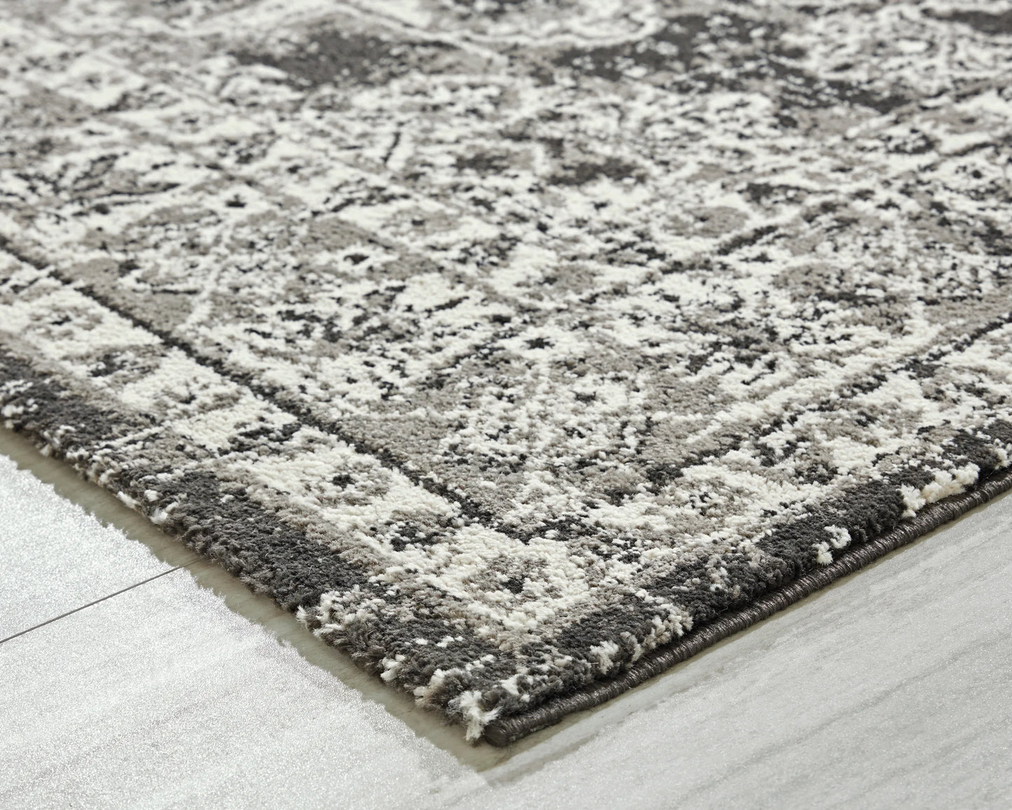 Glennisman - Black / Gray / Ivory - Large Rug - 8 x 10