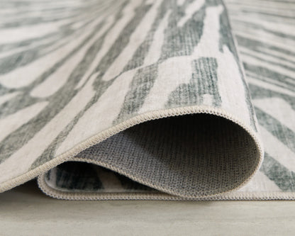Verland - Gray / White - Washable Medium Rug - 5' x 7'