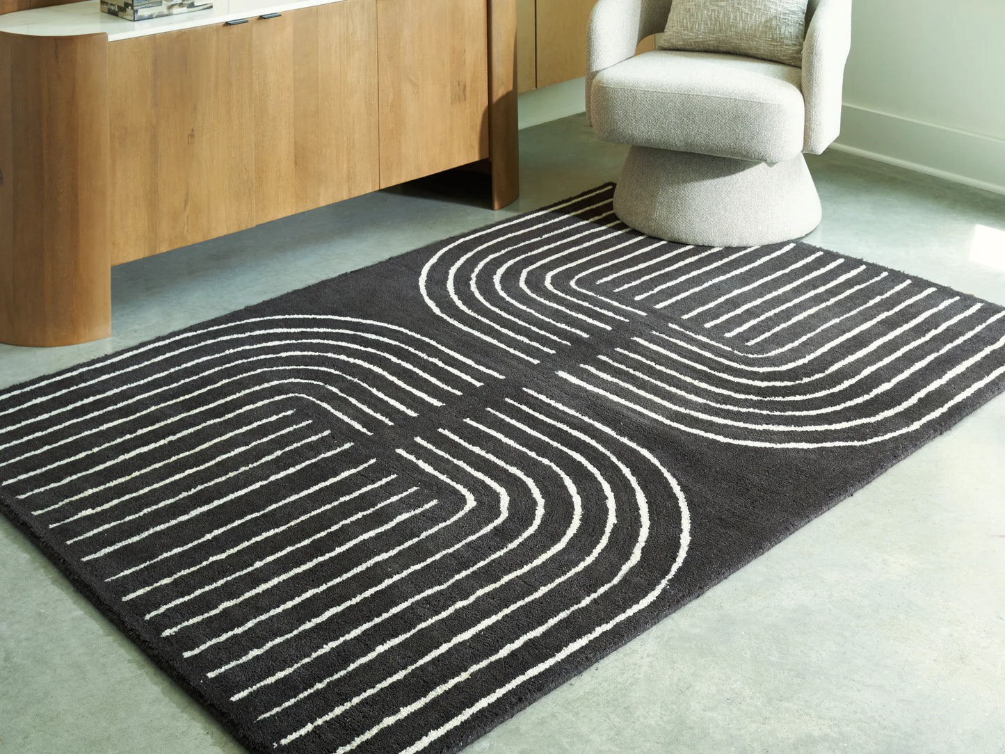 Eldonmore - Black / Ivory - Medium Rug - 5' x 7'