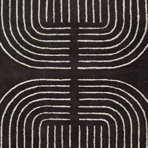 Eldonmore - Black / Ivory - Medium Rug - 5' x 7'
