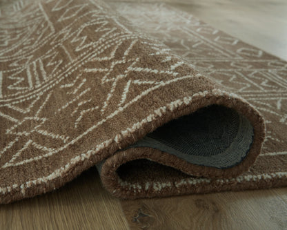 Merrittman - Brown / Ivory - Medium Rug - 5' x 7'