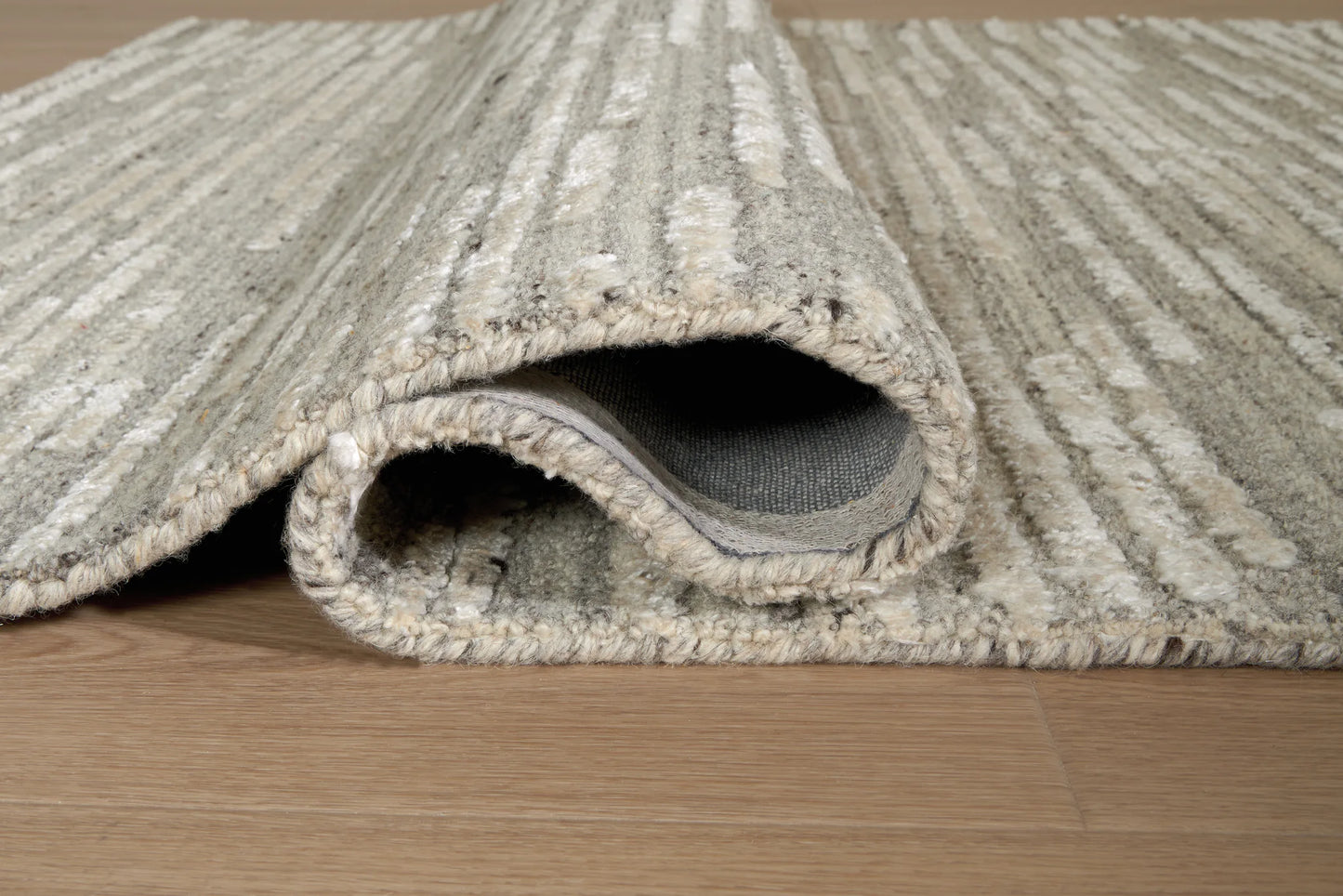 Eljory - 9' x 12' Rug - Gray