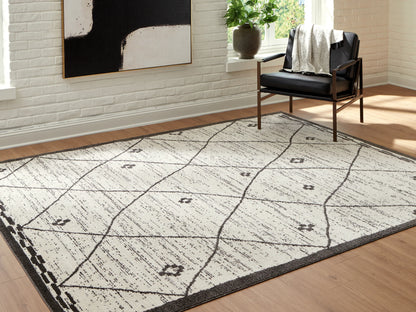 Fenriston - 8' x 10' Rug - Cream / Black
