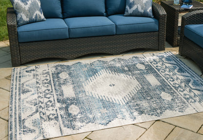 Daddridge - Blue / Gray / Ivory - Large Rug - 8' x 10'