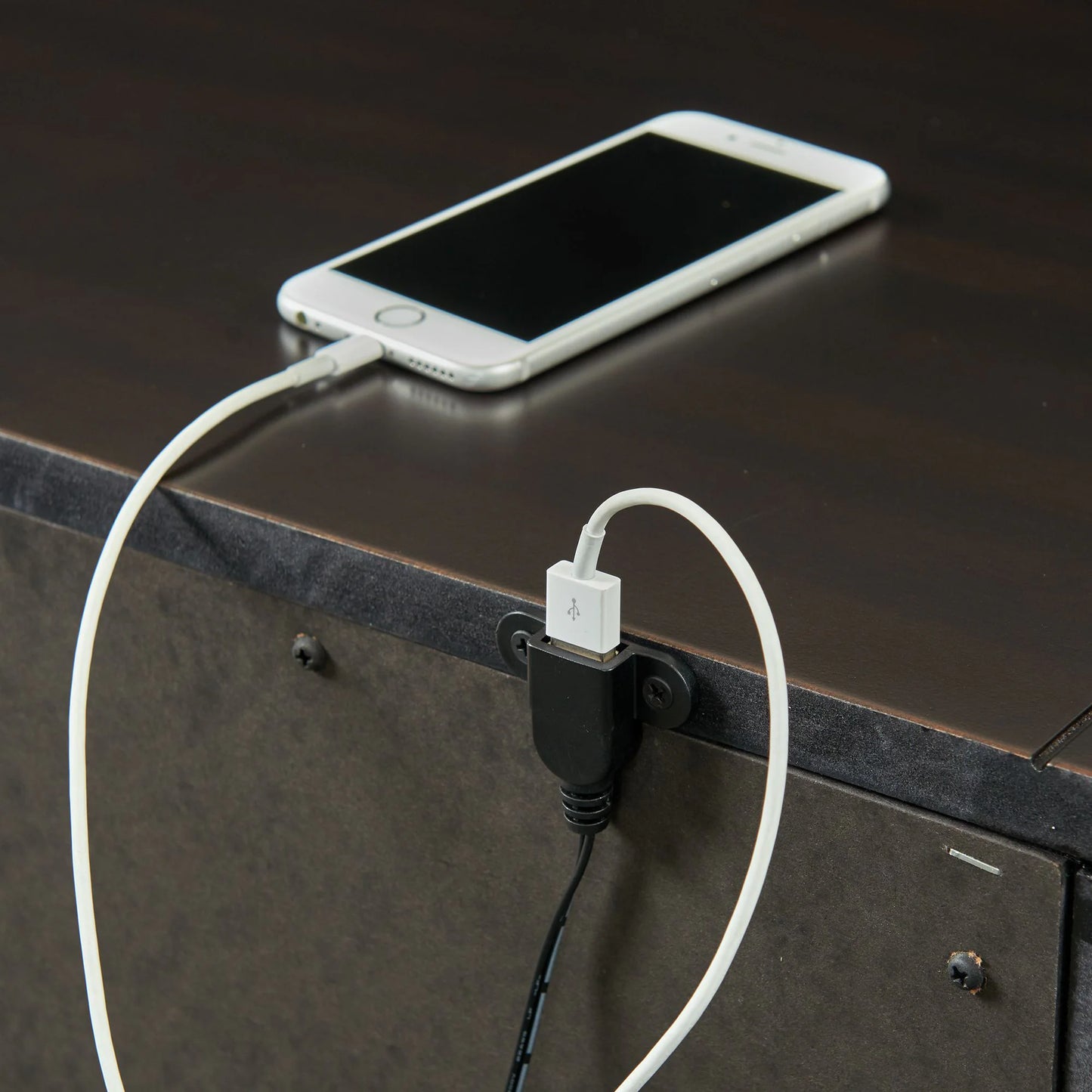 Slater - 3-Drawer Nightstand With USB Ports - Black