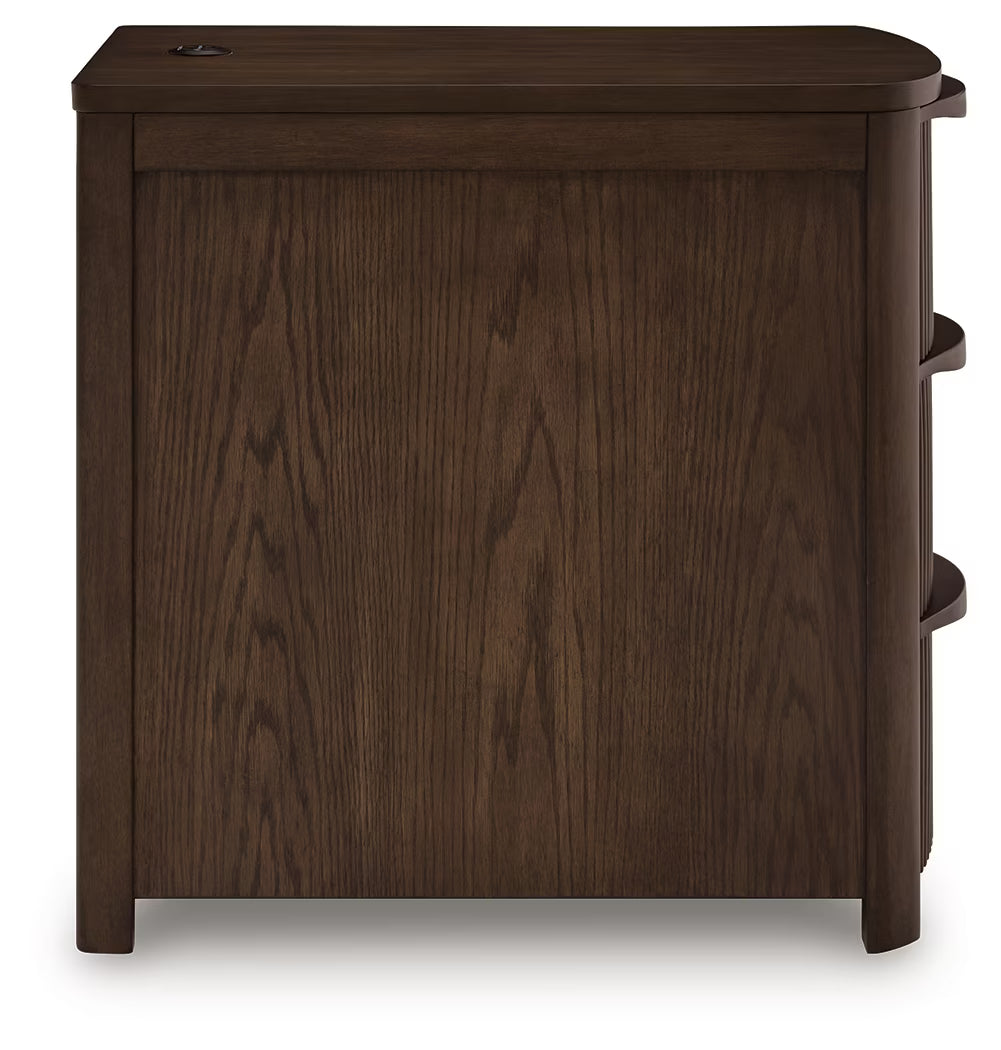 Camdill - Dark Brown - Chair Side End Table
