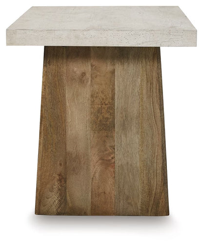 Brendalhouse - Light Brown - Square End Table