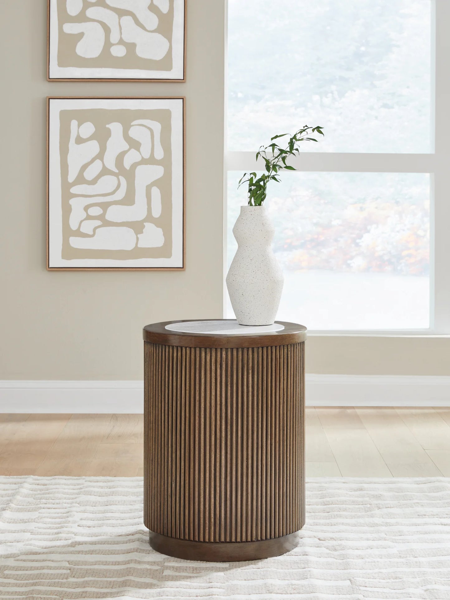 Hadonna - Round End Table - Brown