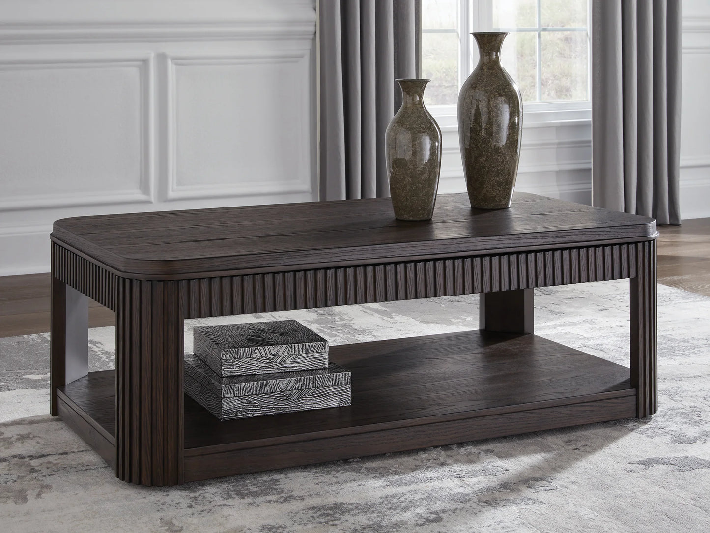 Carlibrie - Warm Brown - Lift Top Cocktail Table