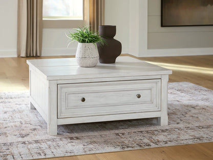 Robbinsdale - Lift Top Cocktail Table - Antique White