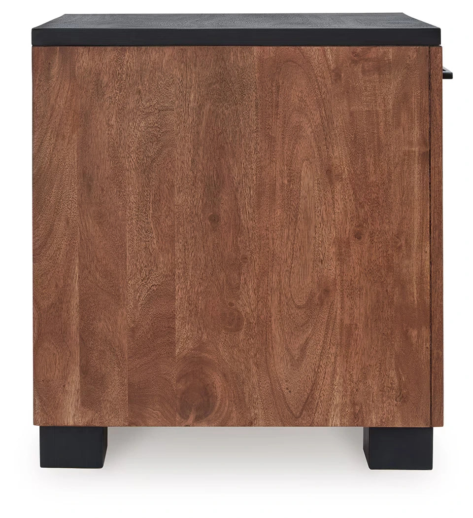 Kallari - Warm Brown / Black - Chair Side End Table