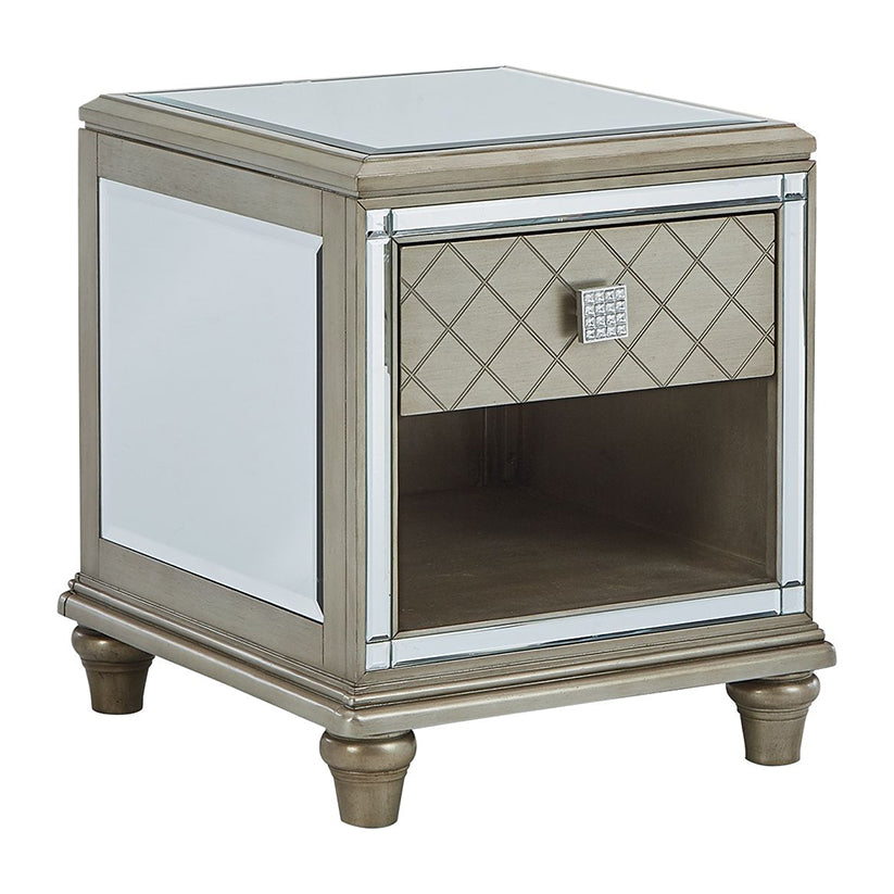 Chevanna - Platinum - Rectangular End Table