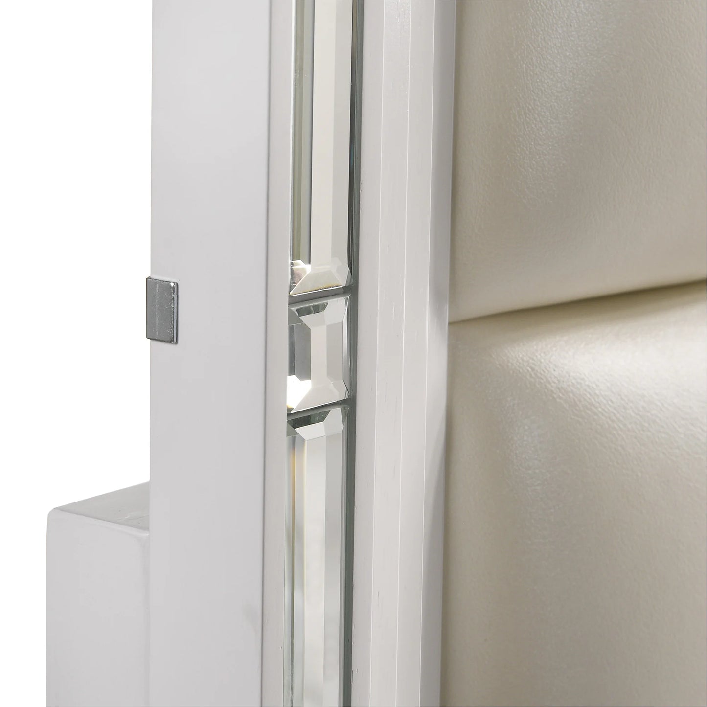 Twenty Nine - Queen Bed - White