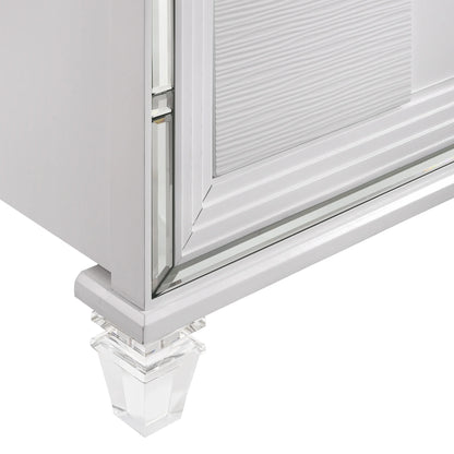 Twenty Nine - Queen Bed - White