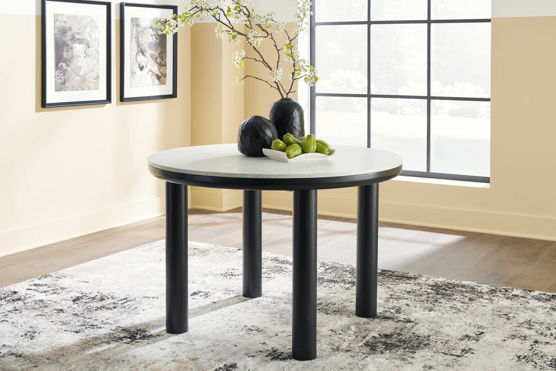 Xandrum - Black - Round Dining Room Table 1