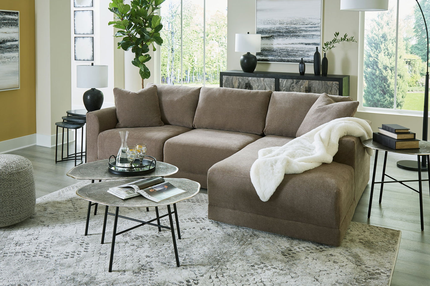 Raeanna - Storm - Right Arm Facing Corner Chaise 3 Pc Sectional