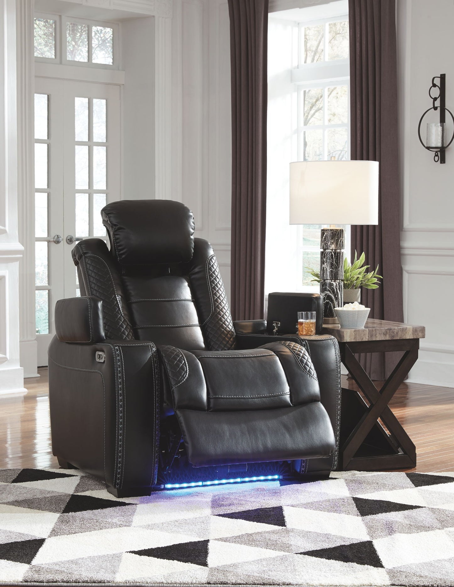 Party - Midnight - Pwr Recliner/Adj Headrest