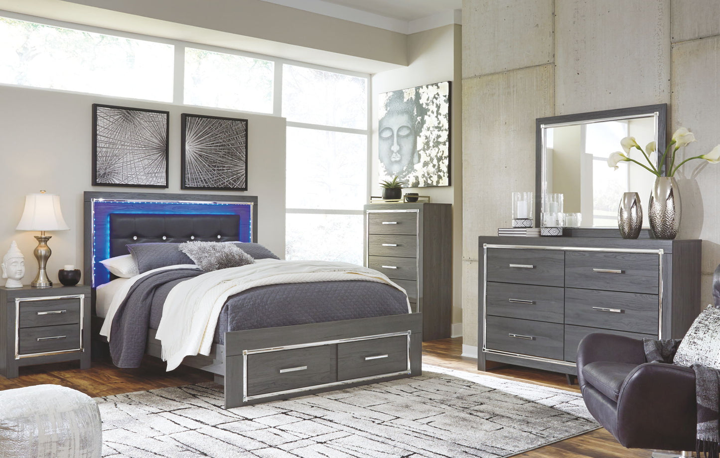 Lodanna - Gray - Queen Panel Bed With 2 Storage Drawers