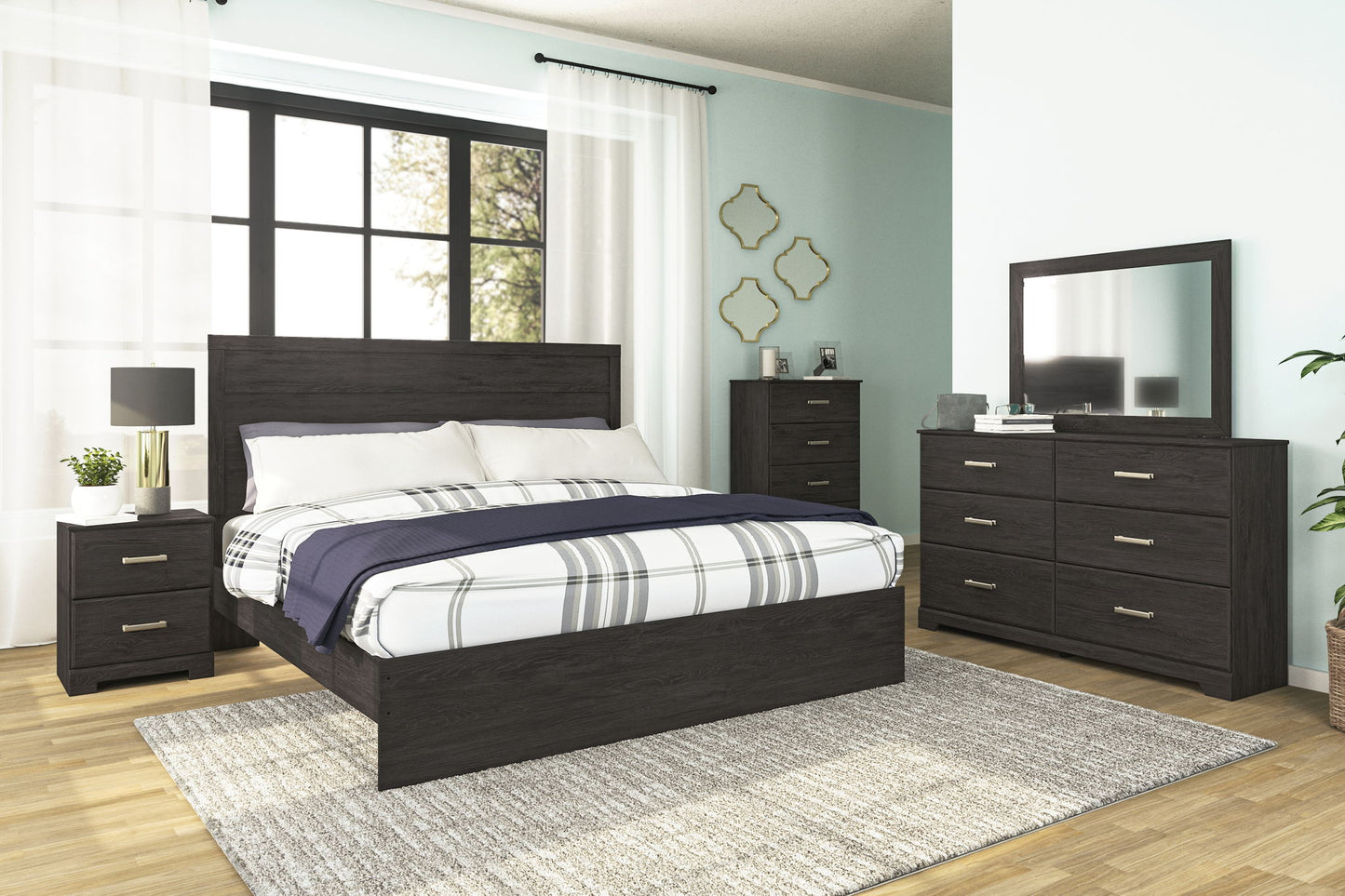 Belachime - Black - King Panel Bed