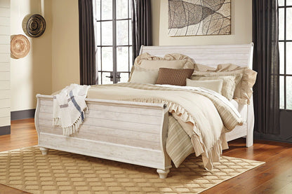 Willowton - Whitewash - King Sleigh Bed With Faux Plank Design