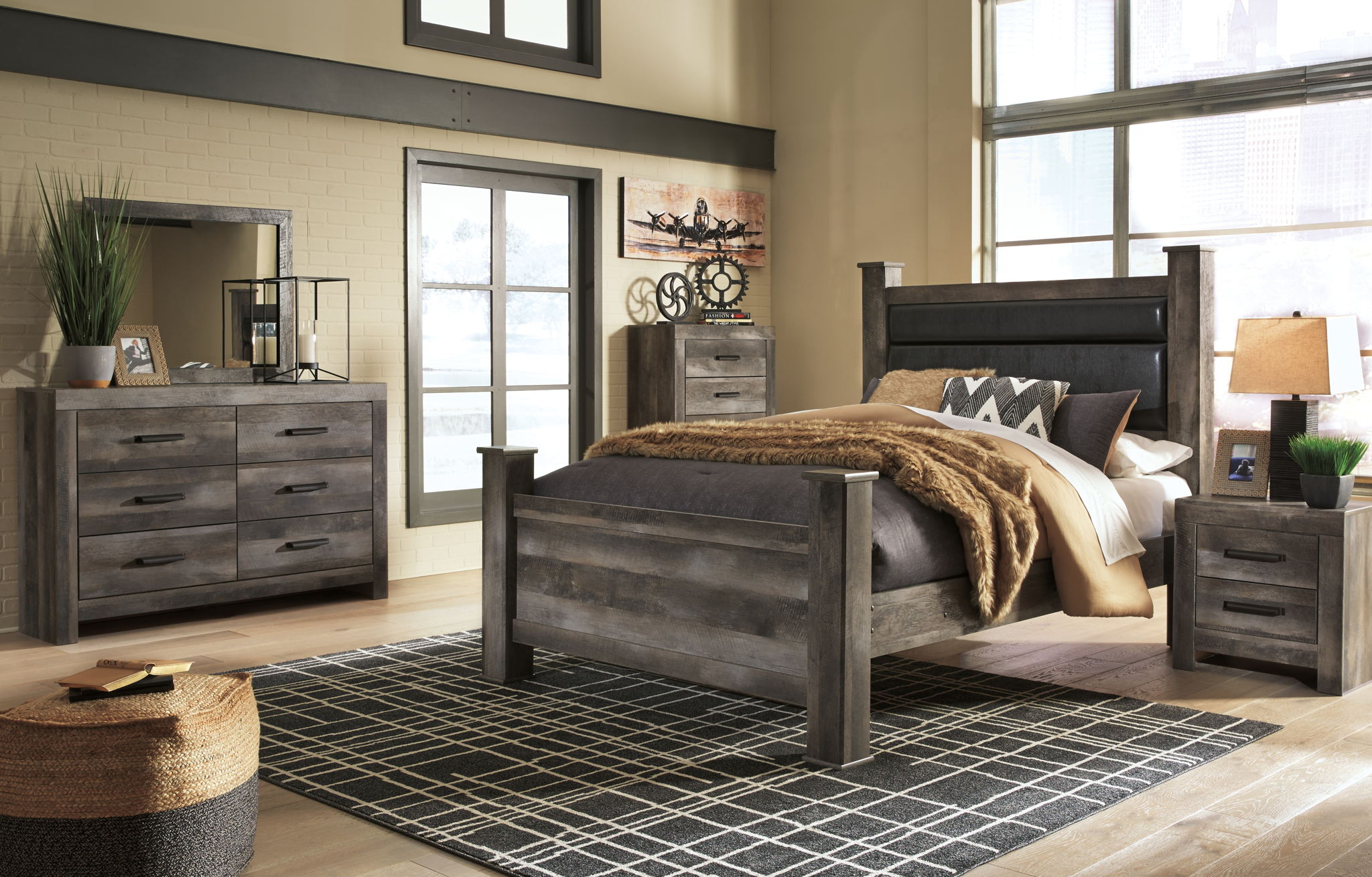 Wynnlow Gray Queen Upholstered Poster Bed Furniture Warehouse Ohio