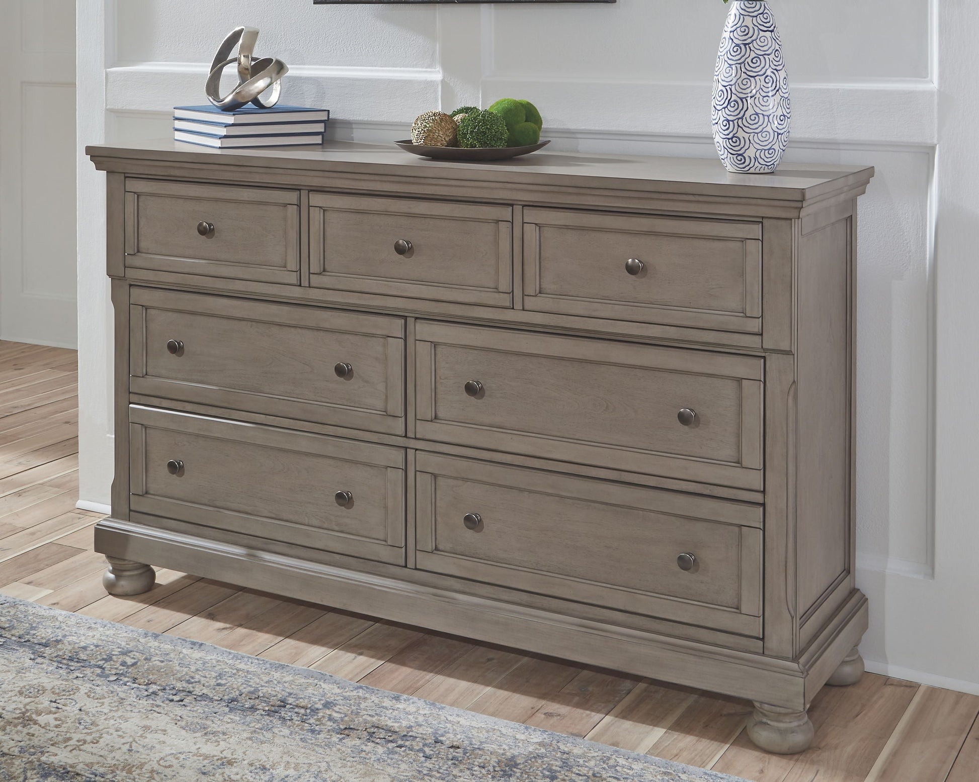 Lettner - Light Gray - Dresser - 7-drawers Lettner - Light Gray - Dresser - 7-drawers
