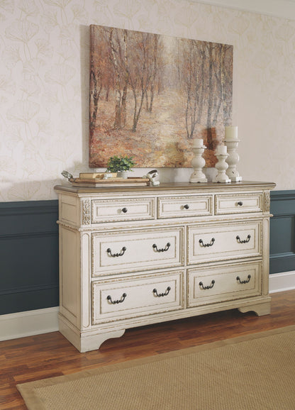 Realyn - Two-tone - Dresser, Mirror - 7-drawer