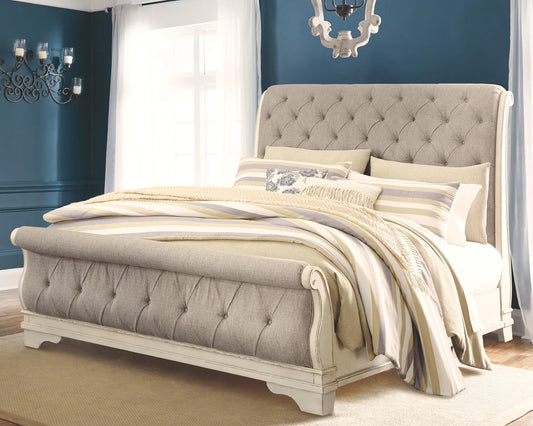 Realyn - Two-tone - Queen Upholstered Sleigh Bed