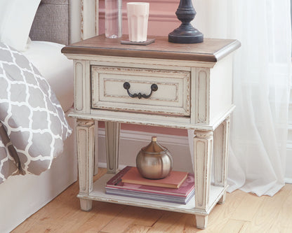 Realyn - Chipped White - One Drawer Night Stand