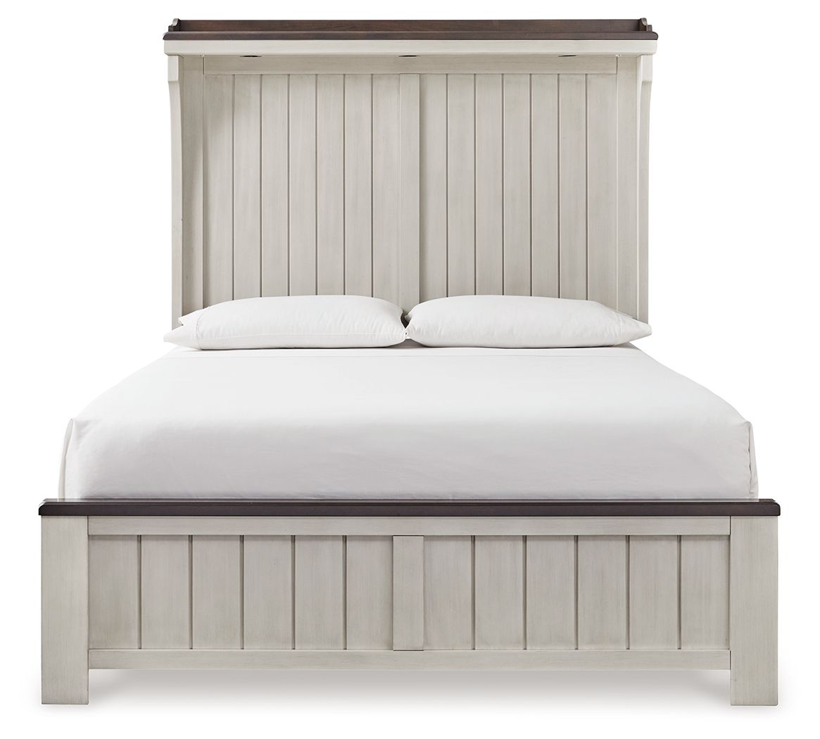 Darborn - Gray / Brown - Queen Panel Bed