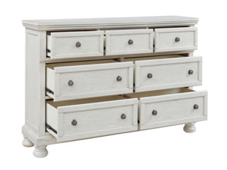 Robbinsdale - Antique White - Dresser - 7 Drawers